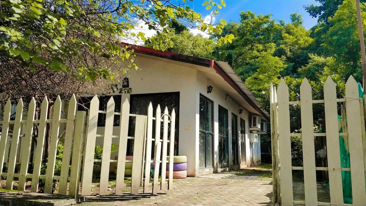 Chalet Casa Amor, Perfect Home Amidst Tranquility Karjat Exterior foto